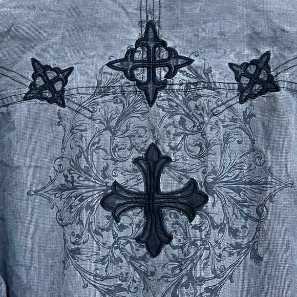 Men’s gray button up shirt - Picture 6 of 6